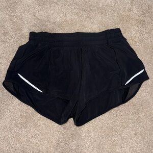 Lululemon Hotty Hot 2.5”